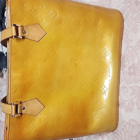 Louis Vuitton Monogram Vernis - Picture 1 of 6